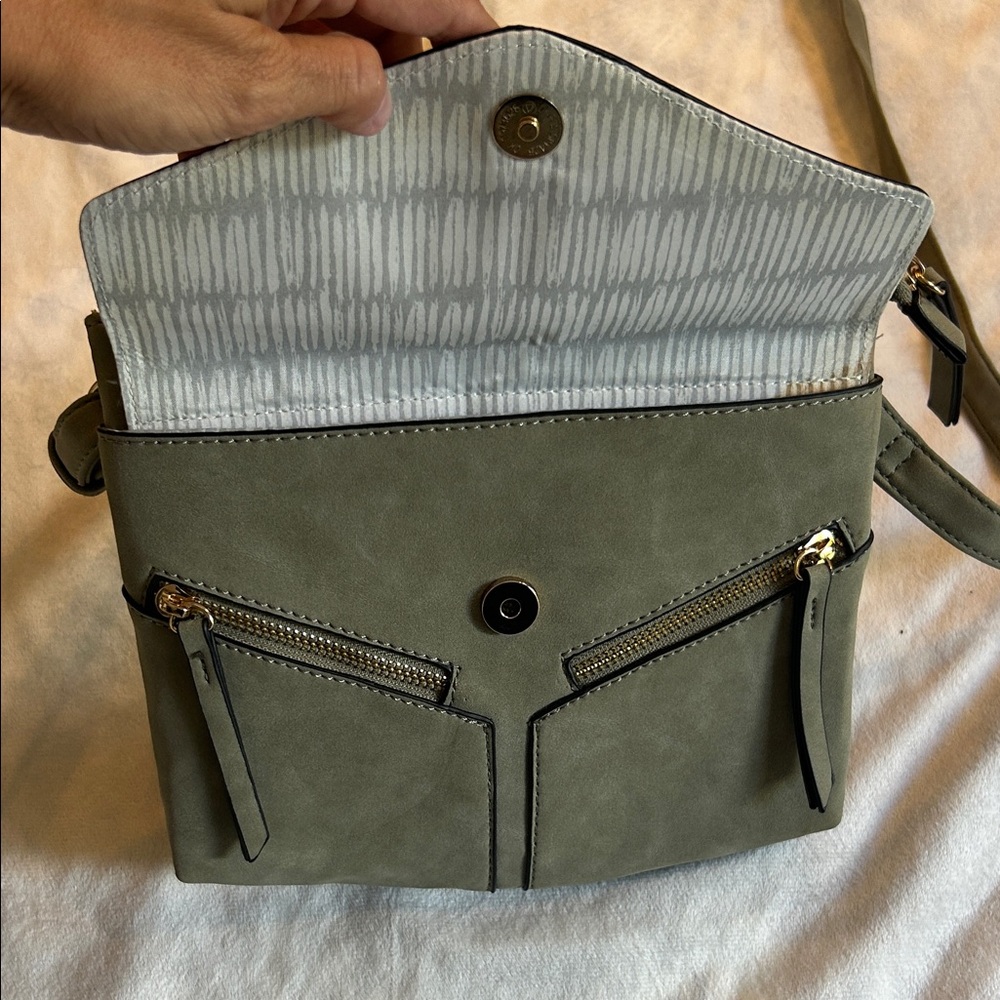 Stylish Sage/Gray Crossbody Bag - Picture 2 of 4